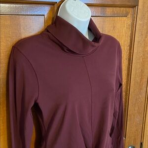 Lululemon Melodic Movement Long Sleeve Yoga Buttery Top Slim Fit Burgundy 8